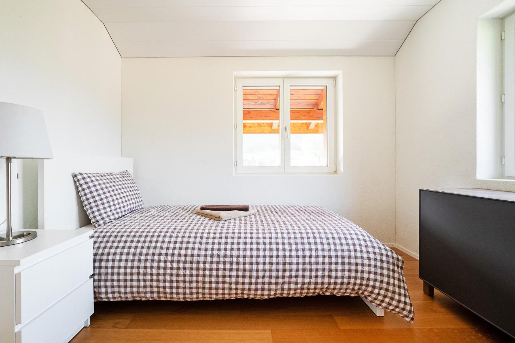 Glarner Bed Apartamento Netstal Exterior foto