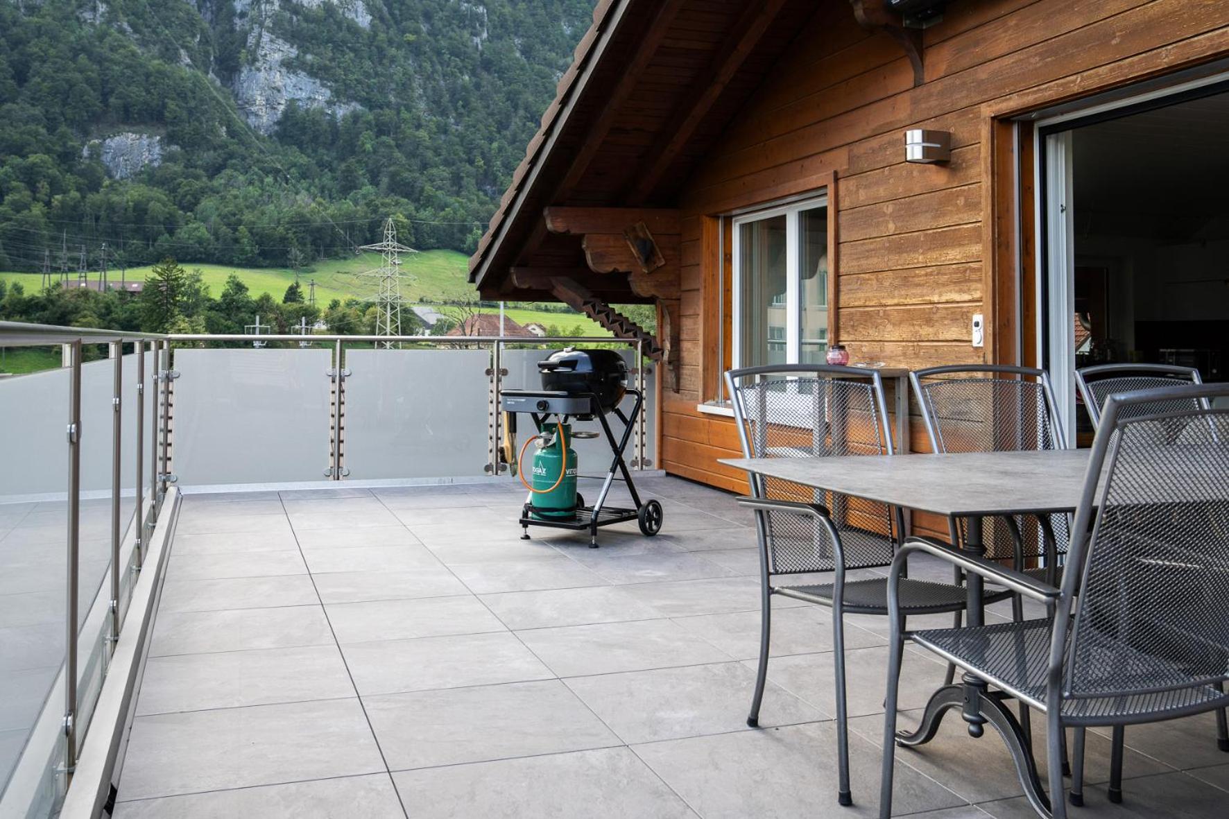 Glarner Bed Apartamento Netstal Exterior foto